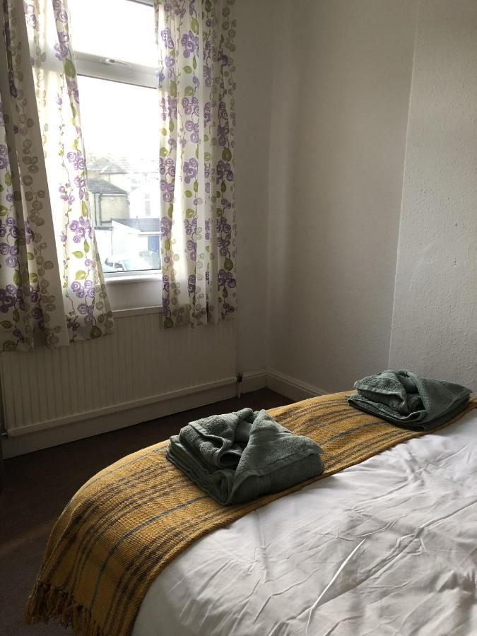 River Terrace Lancaster Bagian luar foto